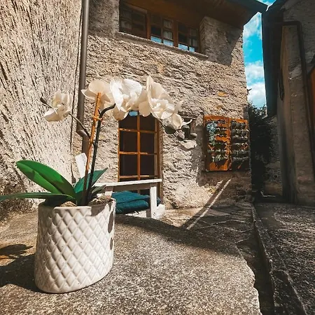 Di Sotto, House&breakfast Muralto